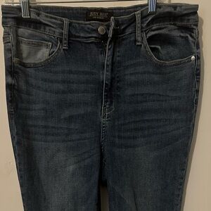 Judy Blue Straight Fit Medium Wash Stretch Jeans Size 15/32